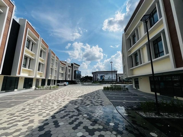 Brand New Cheap Rent Ground Floor Piccadilly Greentown Ipoh Town Garden Canning image