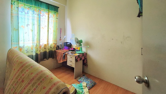 Wassion Avenue Upper Unit Townhouse For Sale image