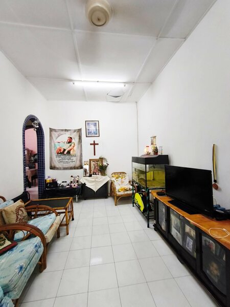 Cheap Sale Intermediate Corner First Garden Taman Pertama Silibin Buntong Ipoh Town Rishah