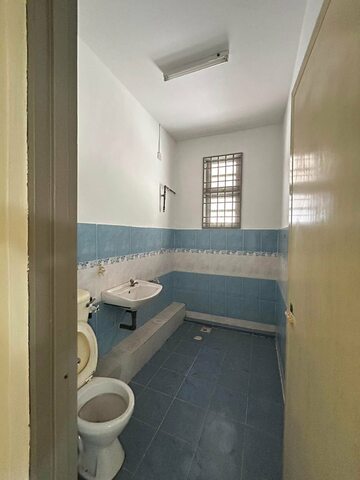Cheap Sale 5 Room 2.5 Storey Menglembu Impiana Adril Wang Bestari Timur Bukit Merah Lahat image