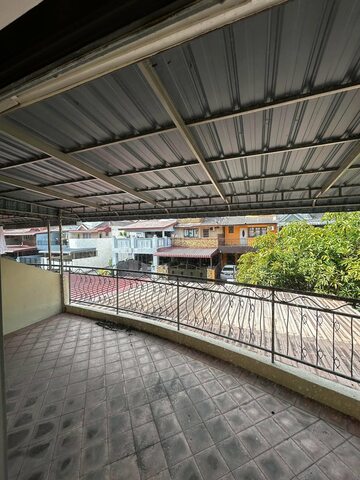 Cheap Sale 5 Room 2.5 Storey Menglembu Impiana Adril Wang Bestari Timur Bukit Merah Lahat image