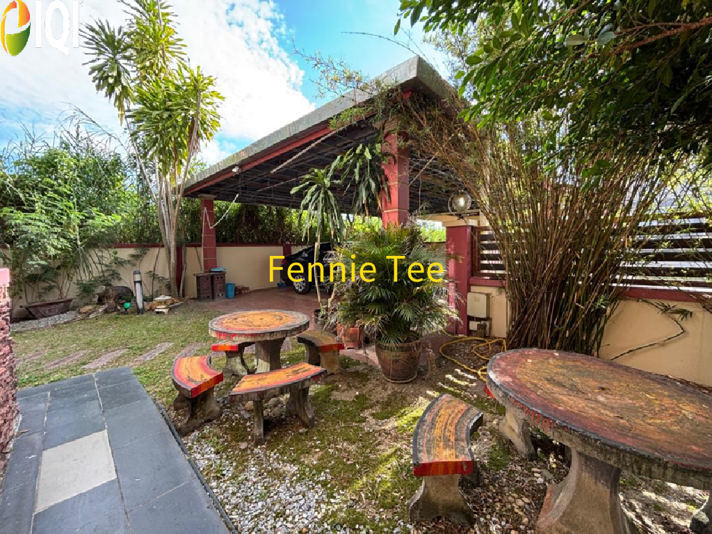 Double Storey Semi-Detached House (Landed Property) image