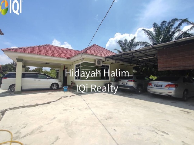 Parit Raja photo
