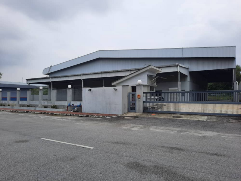 Semenyih, Bandar Rinching Semi-Detached factory with 32,000sf For Rent