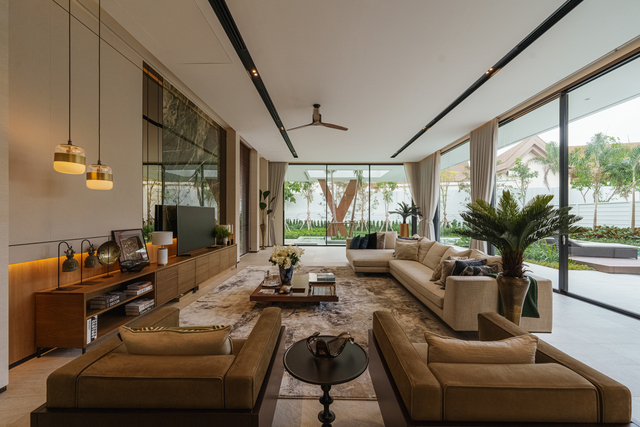 Luxury Living in Layan, Phuket image