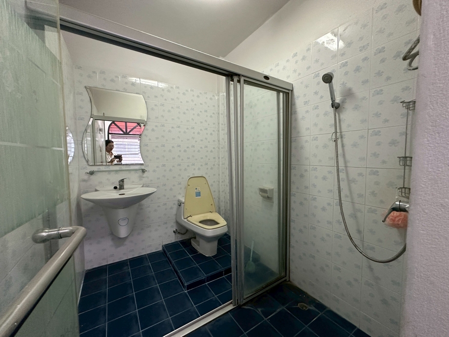 Townhouse at Sukhumvit 19, near Terninal 21 Asoke image