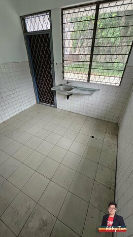 Taman Orkid Semi-D – Nice Location, Perfect for Reno! image
