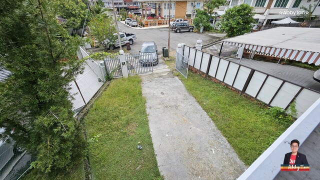 Taman Orkid Semi-D – Nice Location, Perfect for Reno! image
