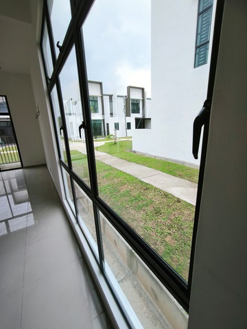 LA CASA LUNAS image