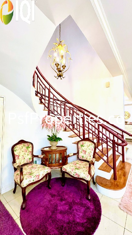 Bukit Jelutong image