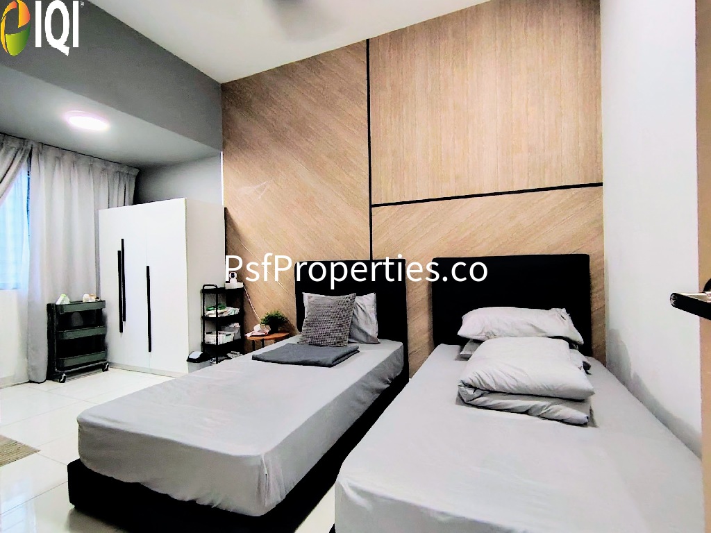 Elmina Valley 3 image