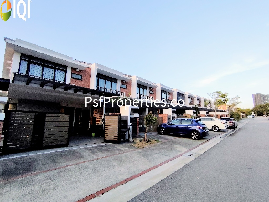 Elmina Valley 3 image