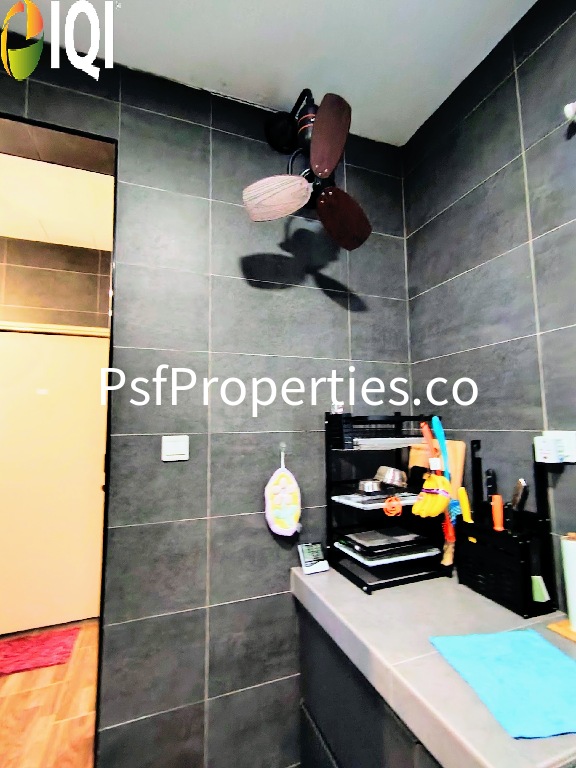 Elmina Valley 3 image