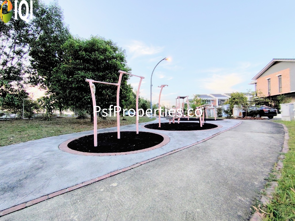 Elmina Valley 3 image