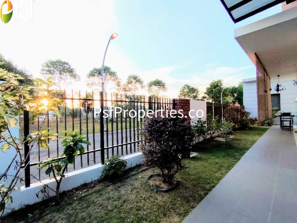 Elmina Valley 3 image