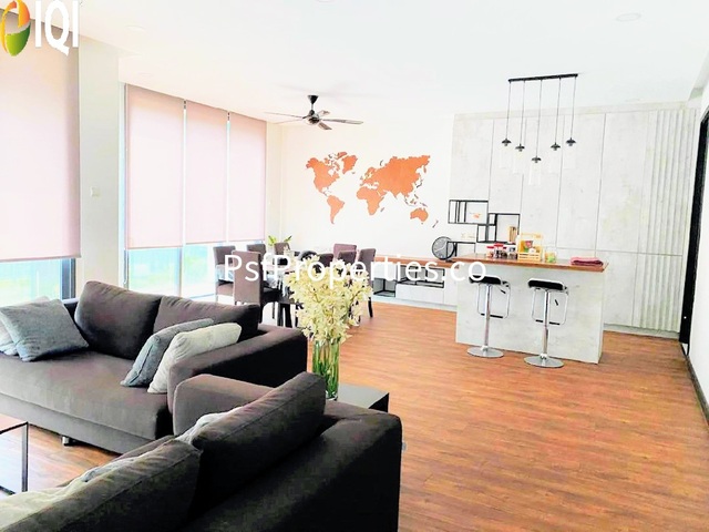 Thistle Grove image