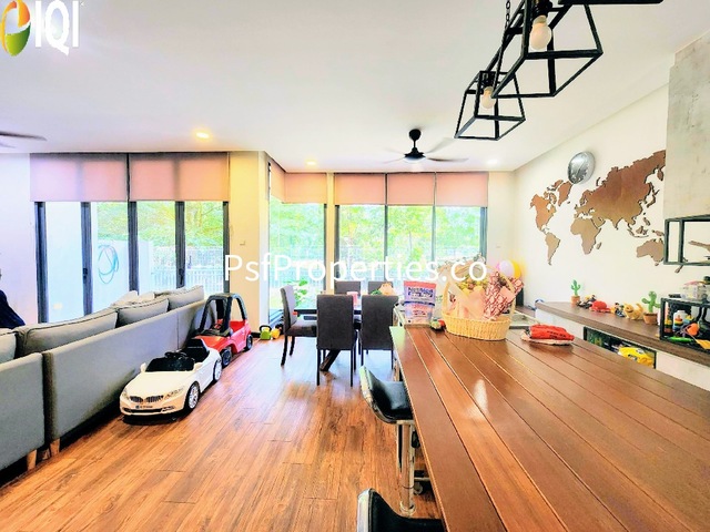Thistle Grove image
