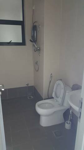 Cheap Rent Fully Furnish Oasis Condo Simee Ipoh Garden Canning Fair Park image