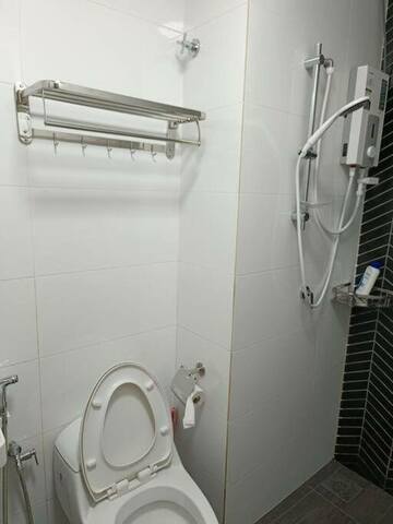 Cheap Sale 2 Room Good Investment Horizon Condo Fair Park Greentown Ipoh Garden Canning image