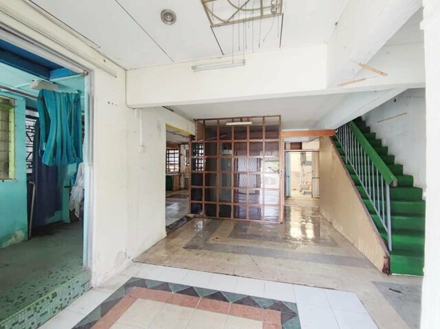 Corner Double Storey Full Loan Low Down Pengkalan Indah Desa Pakatan Station 18 Pinji Mewah image