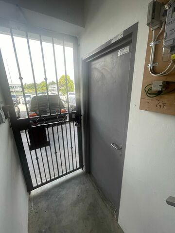 3 Storey Shoplot with Individual Title @ Mc Donalds Semariang image