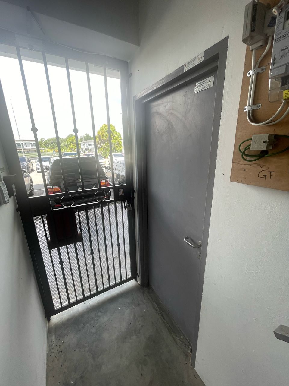 3 Storey Shoplot with Individual Title @ Mc Donalds Semariang image