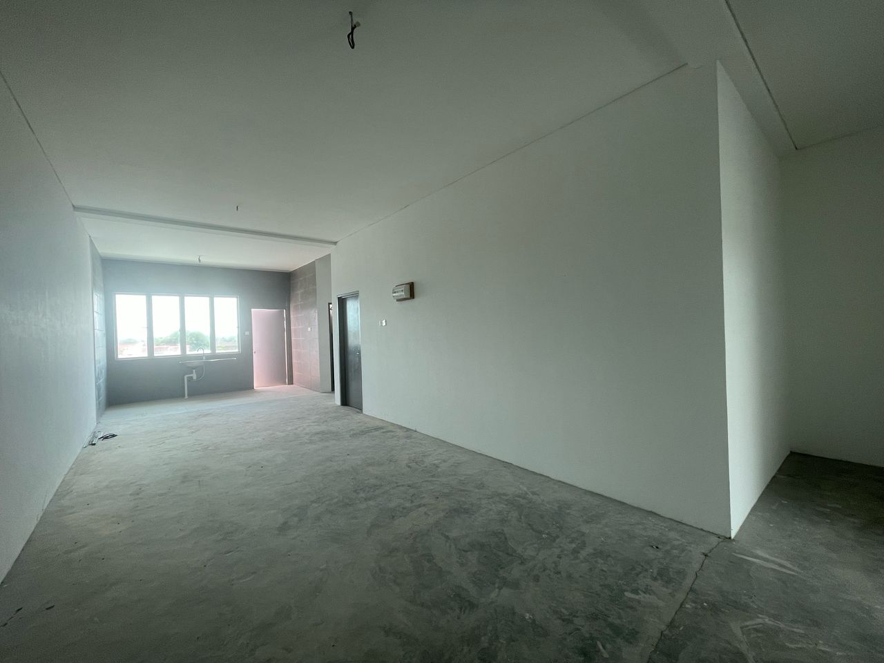 3 Storey Shoplot with Individual Title @ Mc Donalds Semariang image