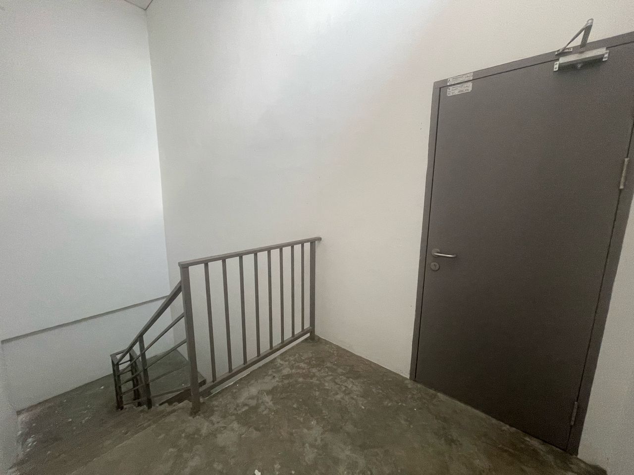 3 Storey Shoplot with Individual Title @ Mc Donalds Semariang image