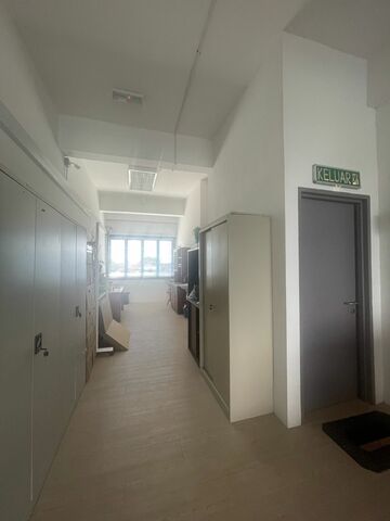 3 Storey Shoplot with Individual Title @ Mc Donalds Semariang image