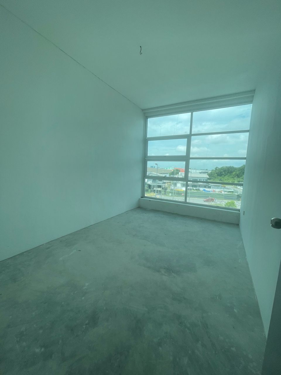 3 Storey Shoplot with Individual Title @ Mc Donalds Semariang image