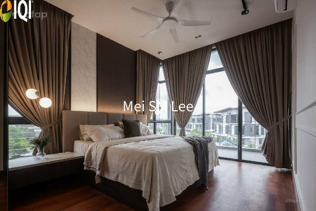 LaVille image