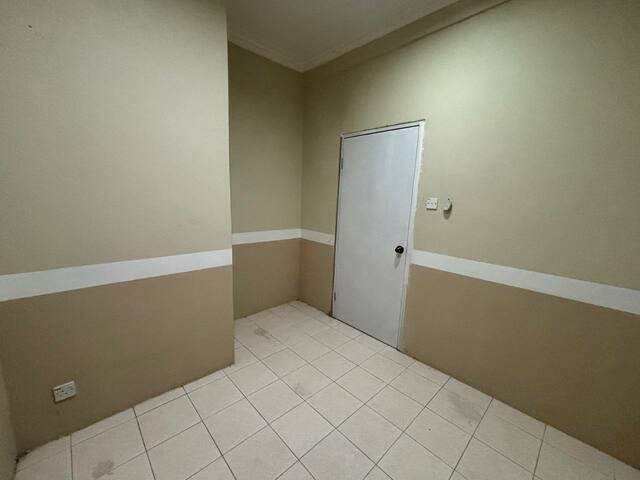 Matang Jaya SoHo Apartment for Sale! image