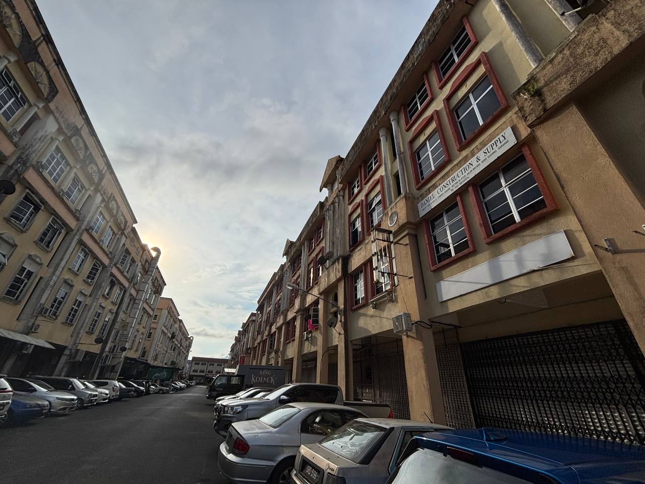 Matang Jaya SoHo Apartment for Sale! image