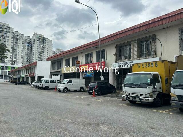 Taman Sungai Besi image
