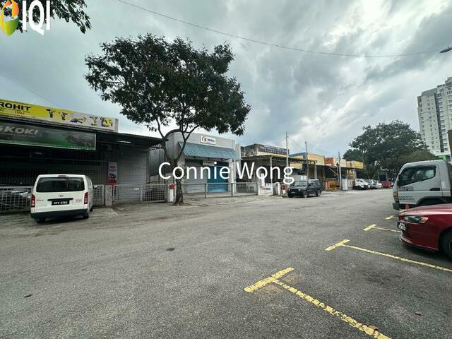 Taman Sungai Besi image