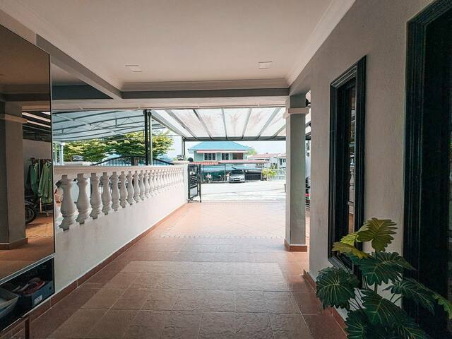 Taman Bukit Indah image