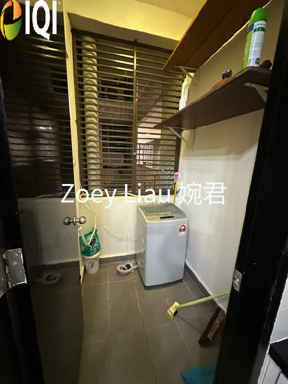 Lido Four Seasons Residences image