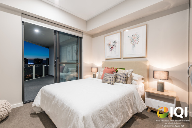 Sunset Views From YOUR Apartment!
image