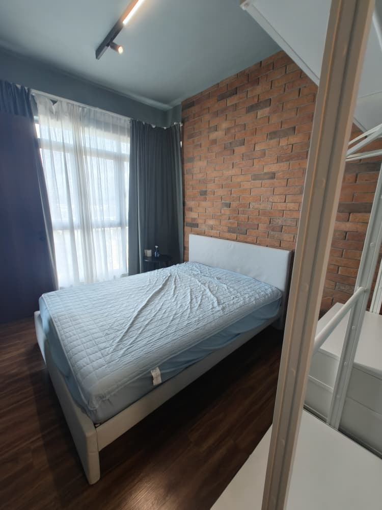 K AVENUE SODOMON image