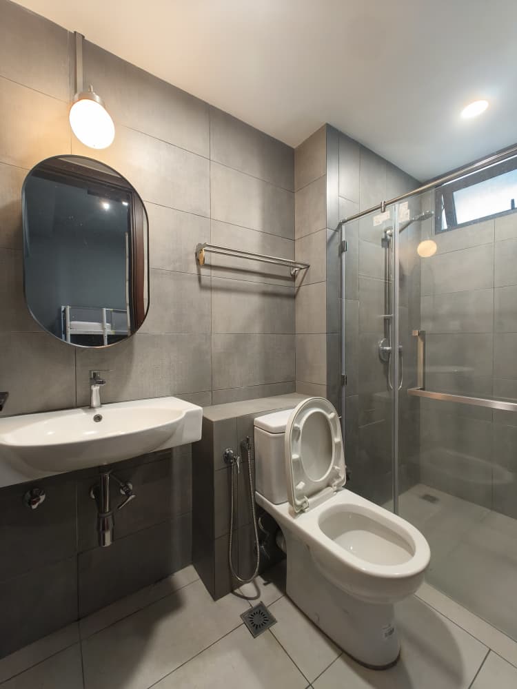 K AVENUE SODOMON image