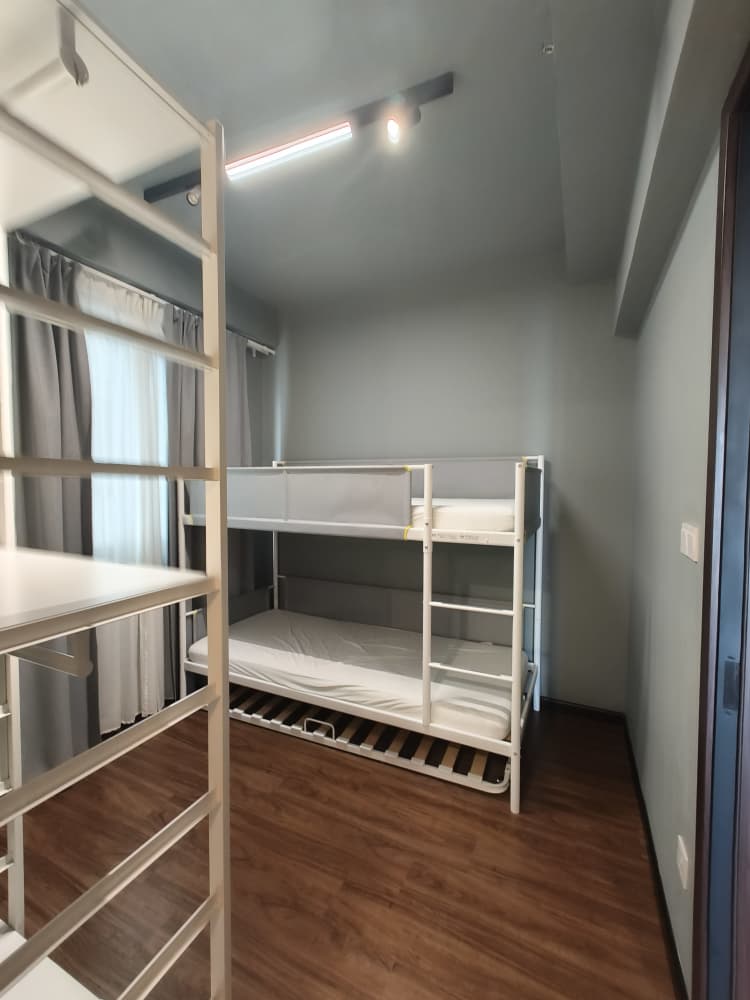 K AVENUE SODOMON image