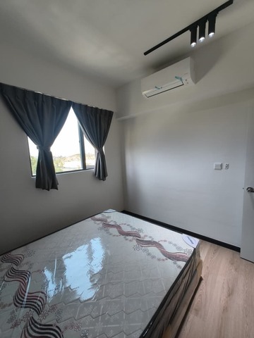 V21 Residence image