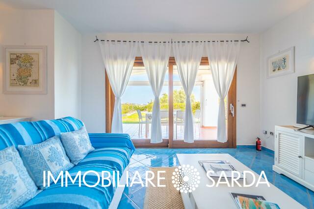 Panoramic Villa with Pool and Private Garden Just Minutes from Palau image