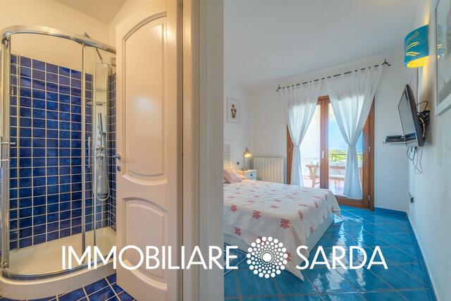 Panoramic Villa with Pool and Private Garden Just Minutes from Palau image