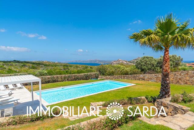 PLI-08-25 - Panoramic Villa with Pool and Private Garden Just Minutes from Palau image