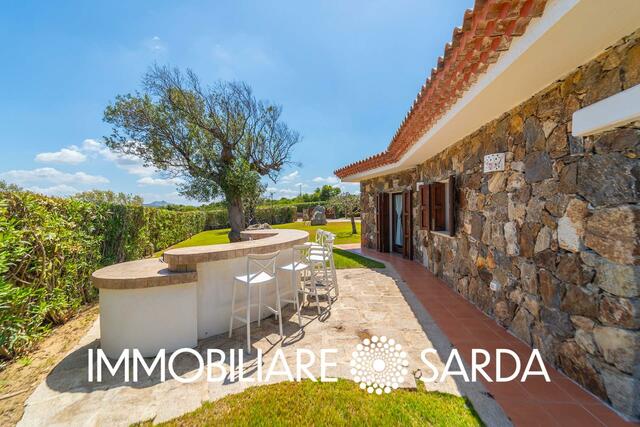 PLI-08-25 - Panoramic Villa with Pool and Private Garden Just Minutes from Palau photo