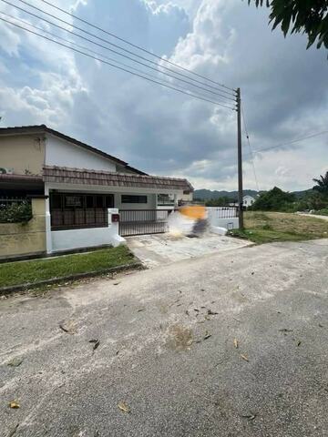 Easy Parking New Paint Semi D Single Storey Simee Ipoh Garden Canning Fair Park photo