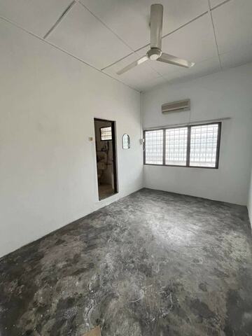 Easy Parking New Paint Semi D Single Storey Simee Ipoh Garden Canning Fair Park image