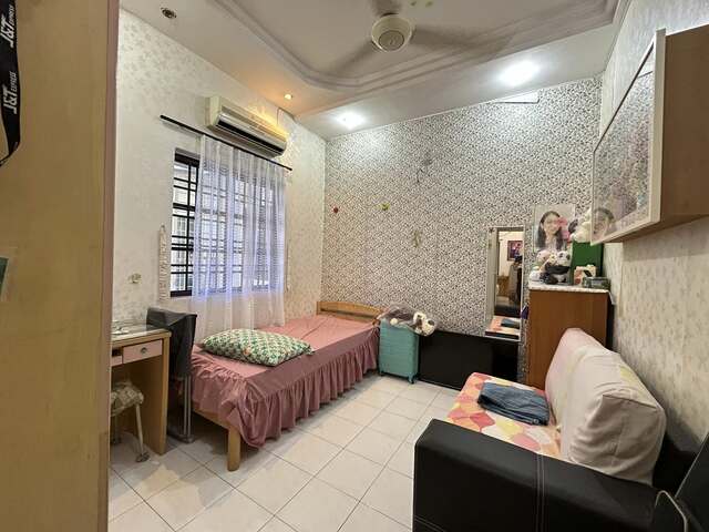 Corner Single Storey Good Condition Menglembu Timur Merah Bestari Impiana Adril image