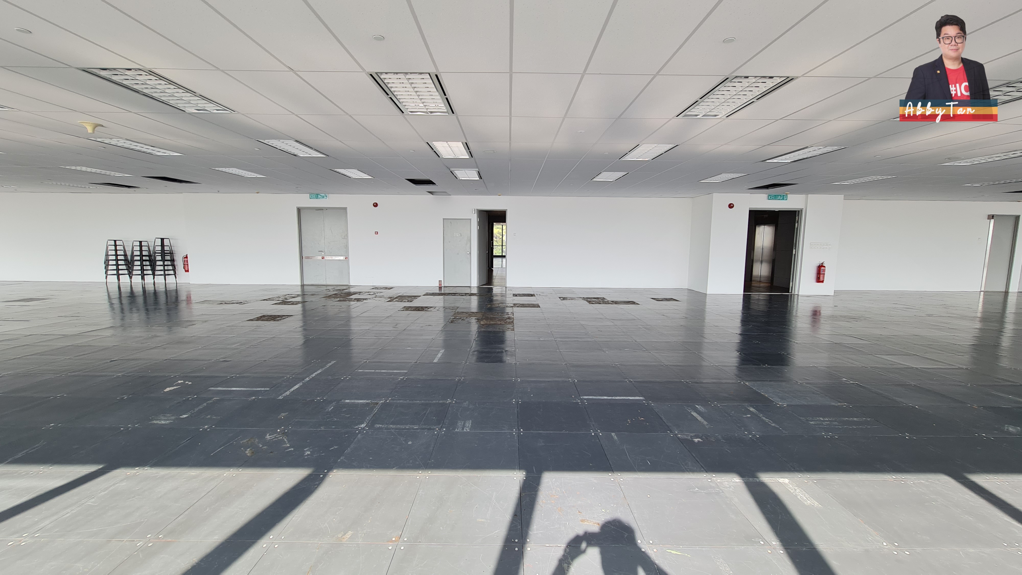 Premium Top Floor Office | Plaza Shell KK | 8,240 sqft image